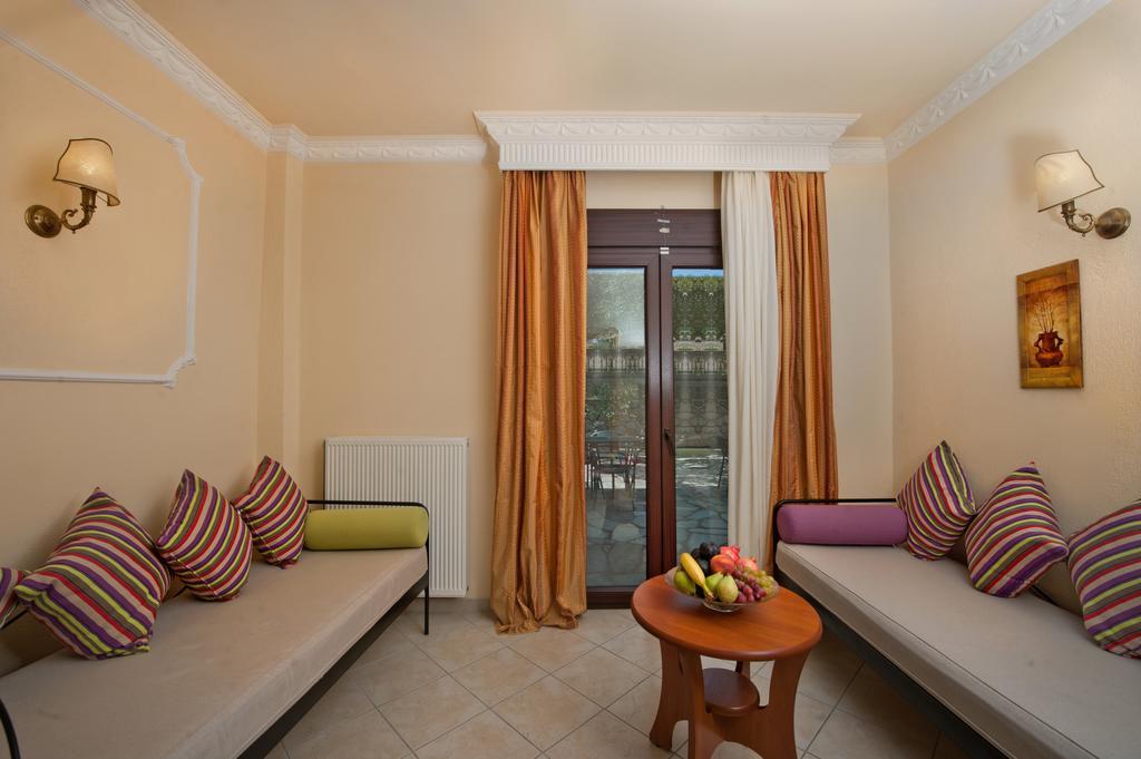 Seydnaya Apartments & Studios Neos Marmaras Luaran gambar