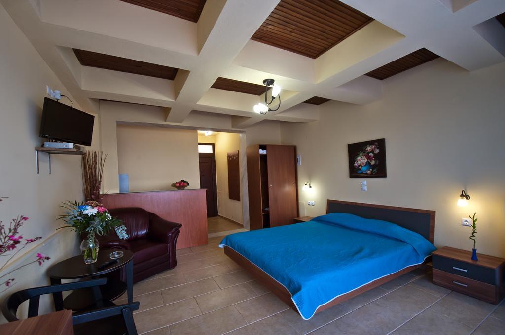 Seydnaya Apartments & Studios Neos Marmaras Luaran gambar